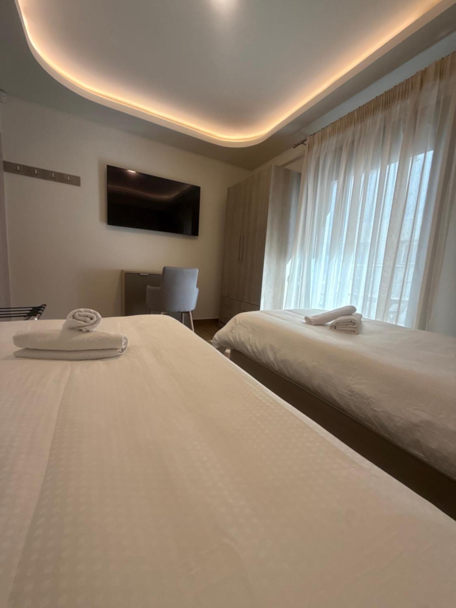 Aqua Mare Luxury Apartments Paralia Katerinis Ruang foto