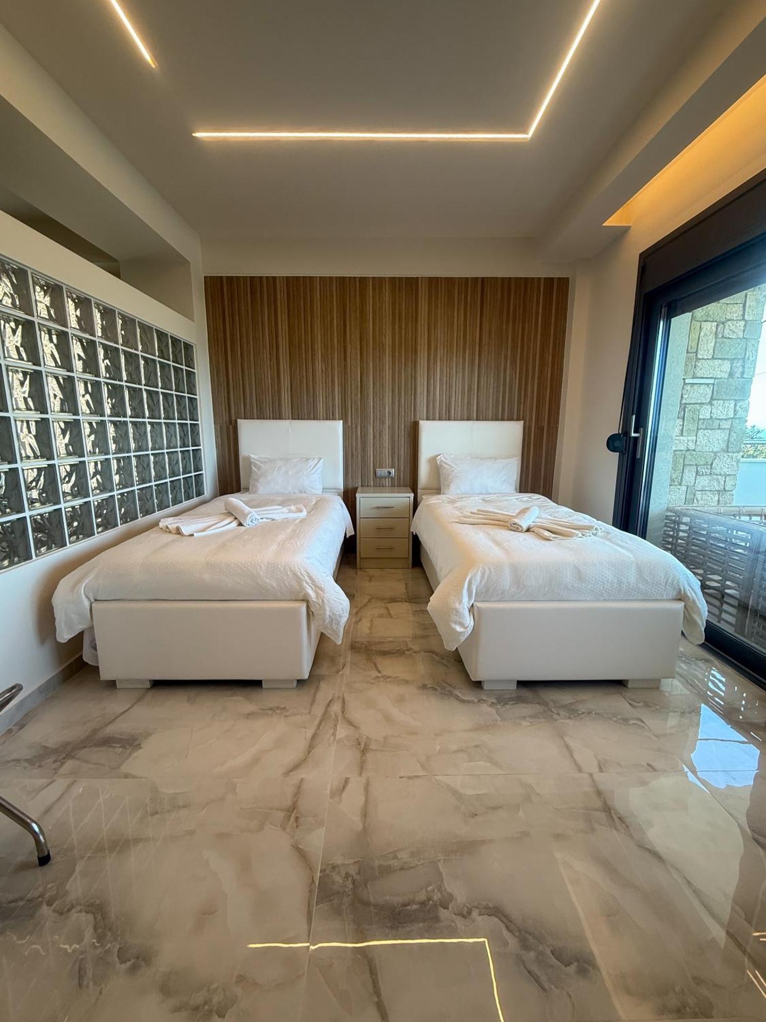 Aqua Mare Luxury Apartments Paralia Katerinis Ruang foto